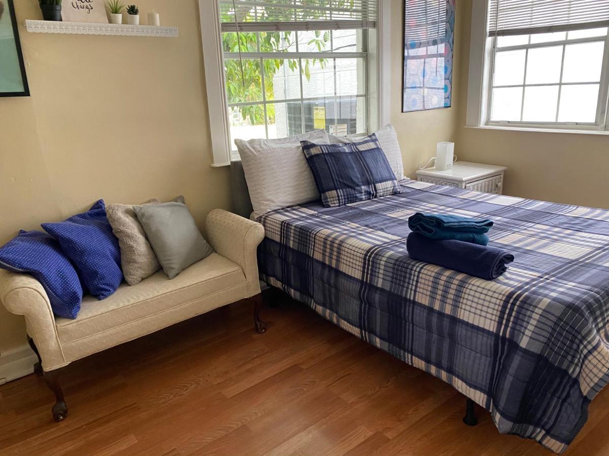 One Room Miami 1 Luaran gambar